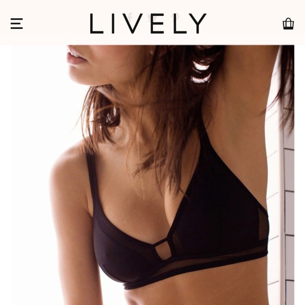 LIVEY The Mesh Trim Bralette - Jet Black